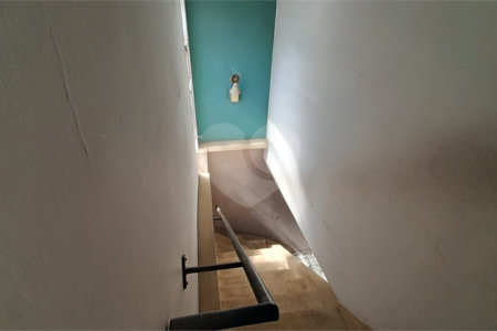 Casa de Vila à venda com 2 quartos em Água Branca, São Paulo, SP