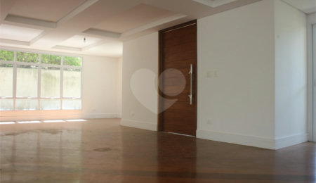 Casa à venda ou para alugar com 4 suítes em Alphaville, Santana de Parnaíba, SP