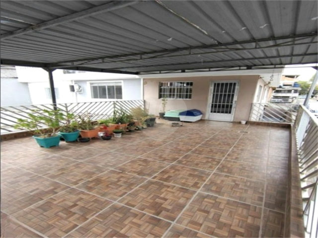Sobrado à venda com 3 quartos em Vila Nova Cachoeirinha, São Paulo, SP