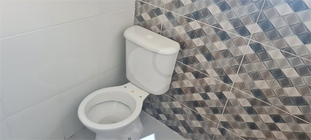 Casa à venda ou para alugar com 2 suítes no condomínio Residencial Esperança, São Paulo - SP