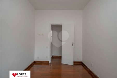 Apartamento à venda com 4 quartos, sendo 2 suítes, em Tijuca, Rio de Janeiro, RJ