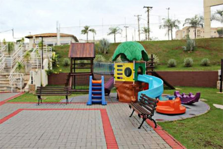 Casa à venda com 2 quartos, sendo 1 suíte, no condomínio Residencial Mônaco, Cuiabá - MT