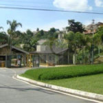 Casa à venda com 3 quartos, sendo 1 suíte, no condomínio Residencial Delle Stelle, Louveira - SP