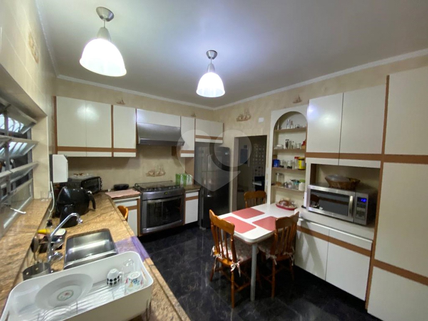 Casa à venda com 5 quartos, sendo 1 suíte,  no condomínio Casa, São Paulo - SP