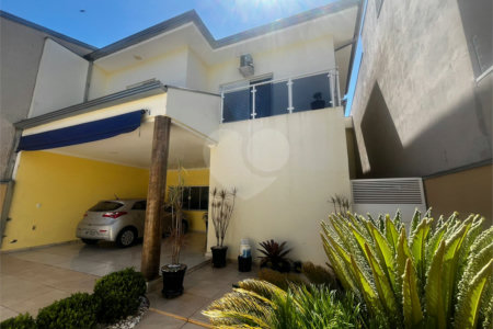Casa à venda com 4 quartos, sendo 2 suítes, em Vila Nastri, Itapetininga, SP