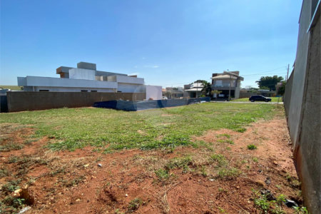 Terreno à venda em Residencial Volpi, Araraquara, SP