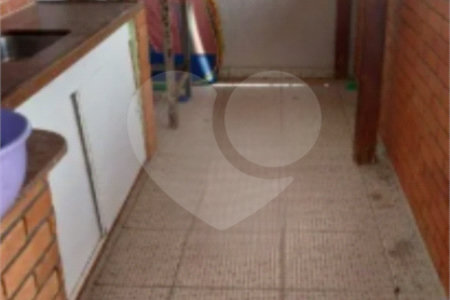 Sobrado à venda com 5 quartos, sendo 2 suítes,  em Parque São Domingos, São Paulo, SP