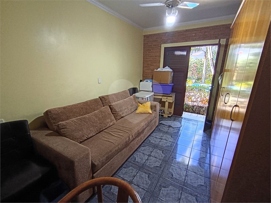 Casa à venda com 3 quartos, sendo 2 suítes,  em Vila Mogilar, Mogi das Cruzes, SP