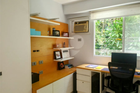 Apartamento à venda com 3 quartos, sendo 1 suíte, em Humaitá, Rio de Janeiro, RJ