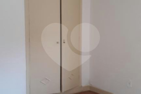 Sobrado à venda com 3 quartos, sendo 1 suíte, em Campo Belo, São Paulo, SP