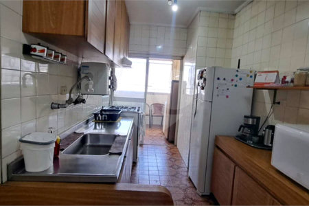 Apartamento à venda com 3 quartos, sendo 1 suíte, em Vila Uberabinha, São Paulo, SP