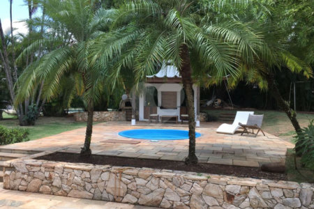 Casa à venda com 3 quartos, sendo 1 suíte, no condomínio Lago Azul, Araçoiaba da Serra - SP