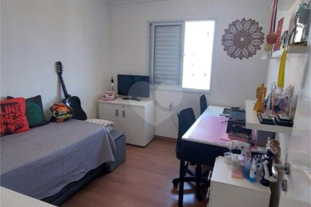 Apartamento à venda com 3 quartos, sendo 1 suíte, em Parque Campolim, Sorocaba, SP