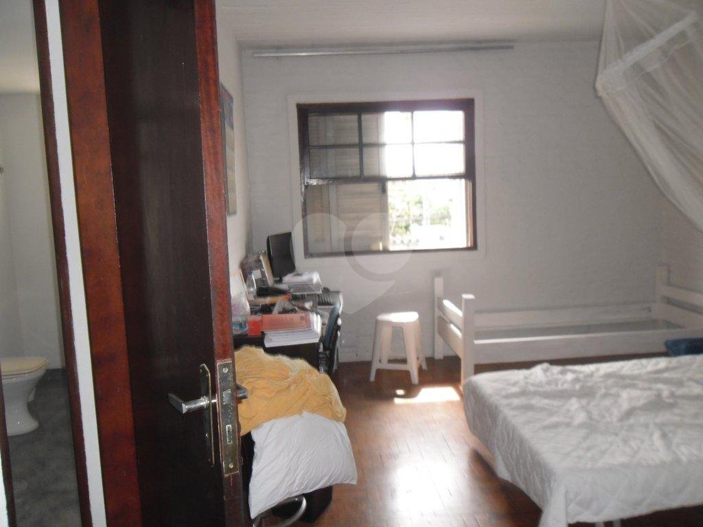 Sobrado à venda com 8 quartos, sendo 2 suítes, em Campo Belo, São Paulo, SP