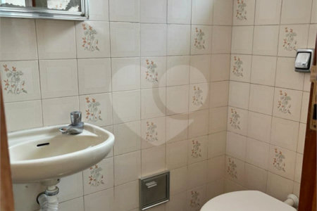 Apartamento à venda com 3 suítes em Aclimação, São Paulo, SP