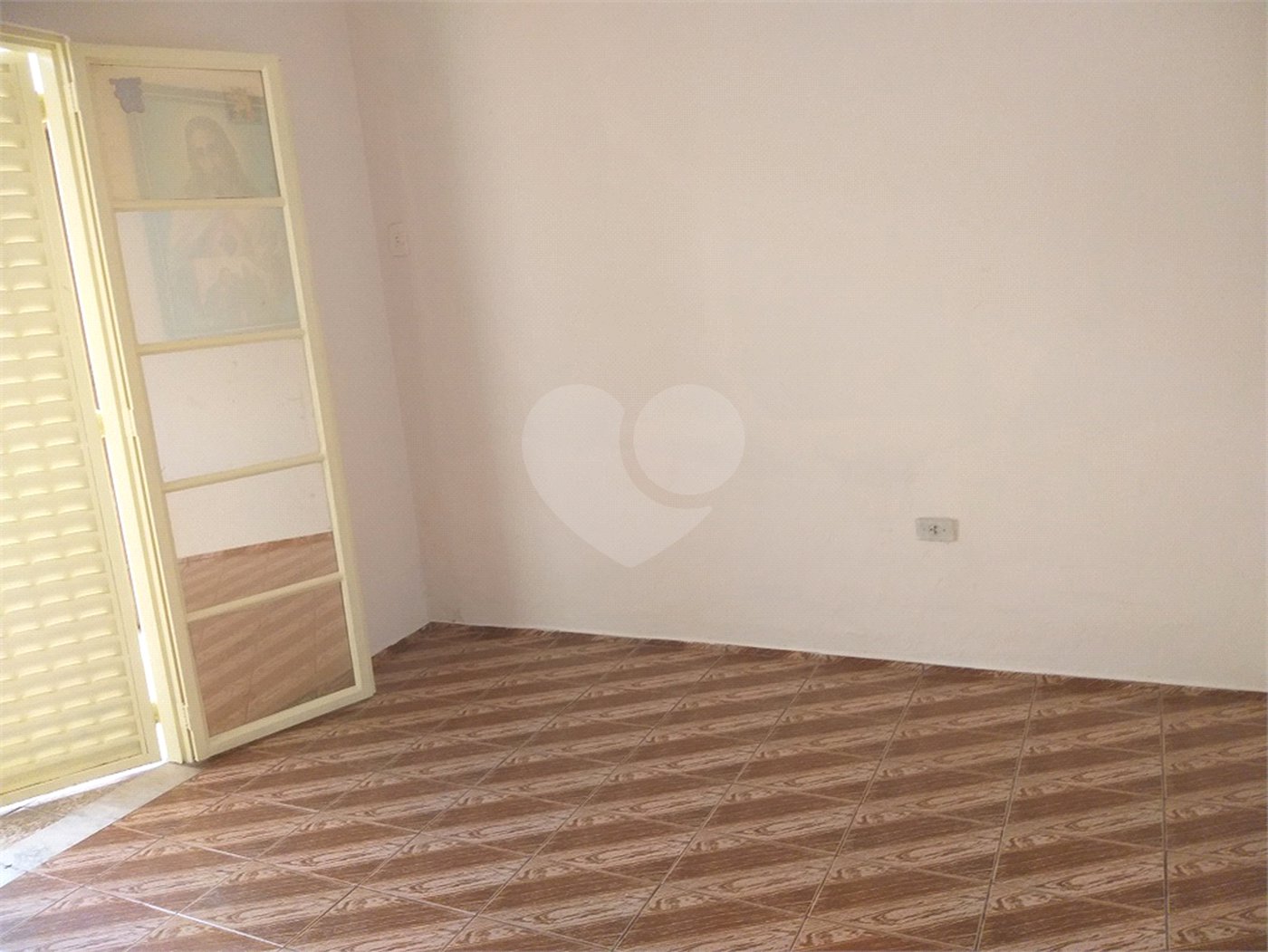 Casa à venda com 2 quartos, sendo 1 suíte, em Vila Gustavo, São Paulo, SP