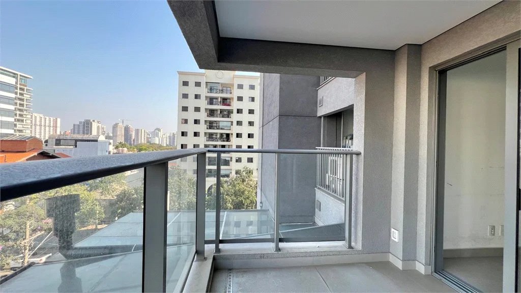 Apartamento à venda com 1 quarto em Santo Amaro, São Paulo, SP