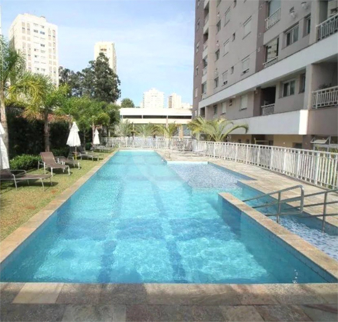 Apartamento à venda Vila Gumercindo - 2 dormitórios, 1 suíte, 1 vaga