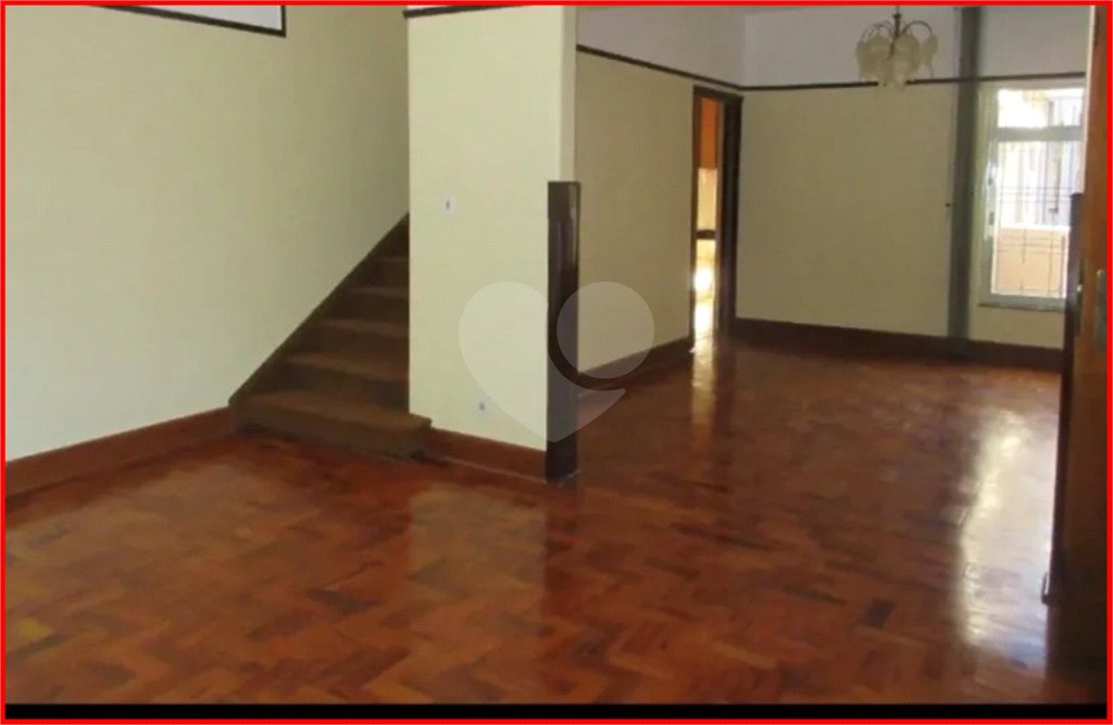 Sobrado à venda com 4 quartos, sendo 1 suíte,  em Alto da Lapa, São Paulo, SP