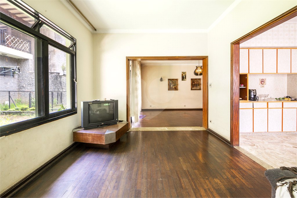 Casa Térrea à venda com 4 quartos, sendo 2 suítes, em Brooklin Velho, São Paulo, SP