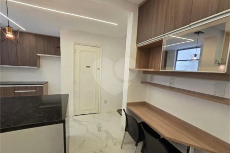Apartamento à venda com 3 quartos, sendo 1 suíte, em Copacabana, Rio de Janeiro, RJ