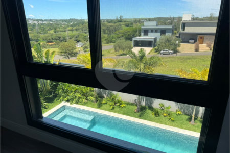 Casa à venda com 4 suítes no condomínio Villas do Golf, Itu - SP