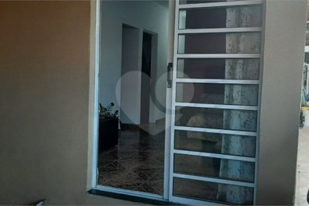 Casa Térrea à venda com 3 quartos, sendo 1 suíte, em Capela, Vinhedo, SP