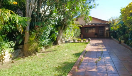 Casa Térrea à venda com 3 quartos em Interlagos, São Paulo, SP