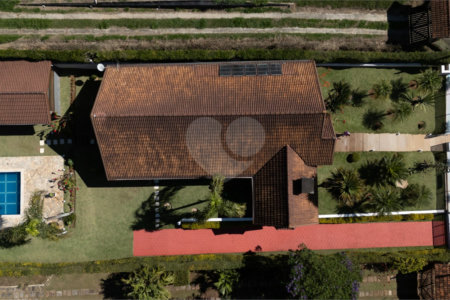 Casa Térrea à venda com 3 quartos, sendo 1 suíte, em Alpes D'ouro, Bom Jesus dos Perdões, SP