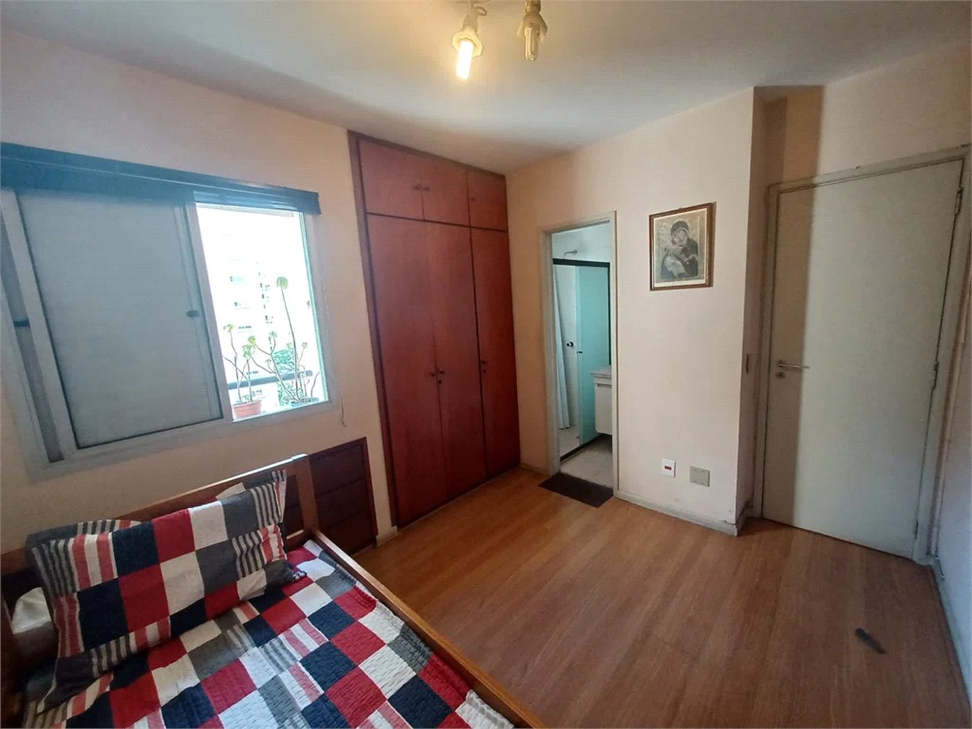 Apartamento à venda com 3 quartos, sendo 1 suíte, em Jardim das Acácias, São Paulo, SP
