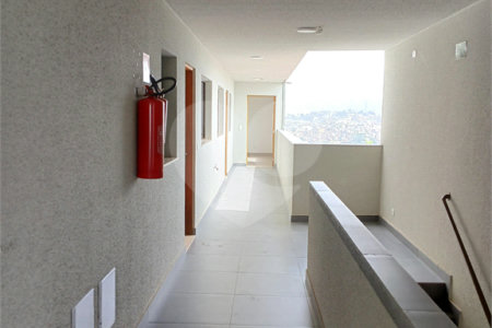 Apartamento à venda com 2 quartos em Vila dos Remédios, São Paulo, SP