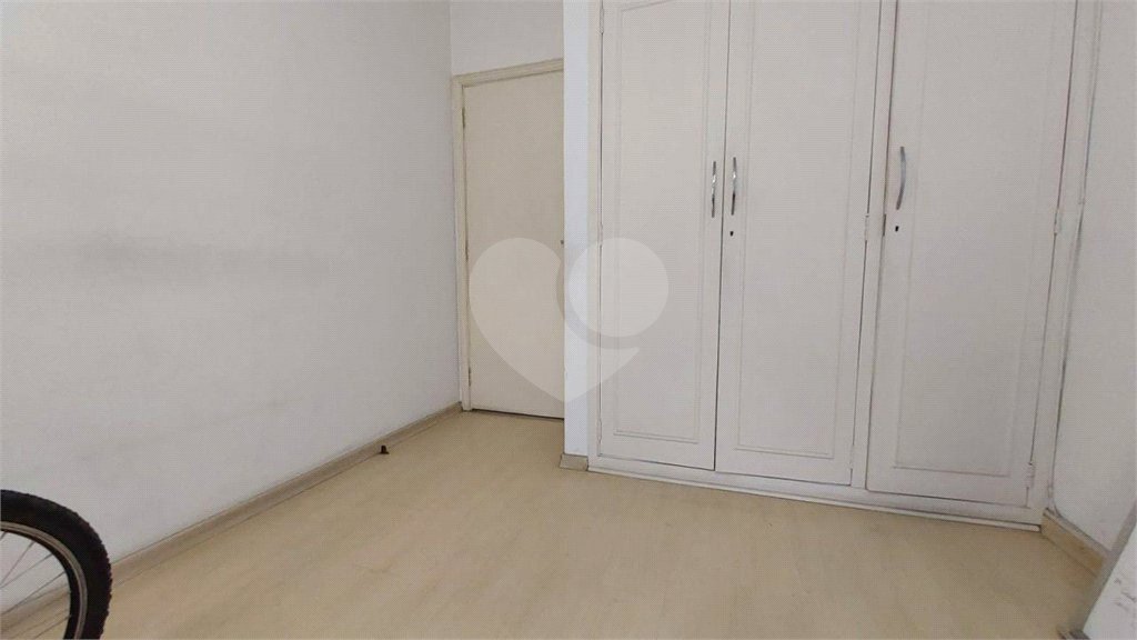 Casa à venda com 4 quartos, sendo 2 suítes,  em Vila Alexandria, São Paulo, SP