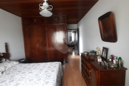 Casa à venda com 4 quartos, sendo 1 suíte,  em Vila Rosália, Guarulhos, SP