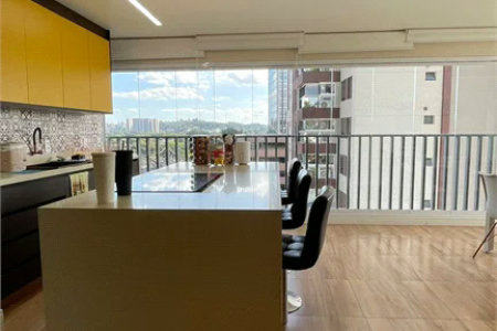 Apartamento à venda com 4 quartos, sendo 2 suítes,  em Pinheiros, São Paulo, SP