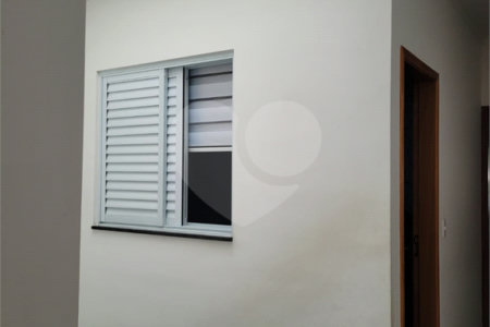 Sobrado à venda com 3 quartos, sendo 1 suíte,  em Vila Marari, São Paulo, SP