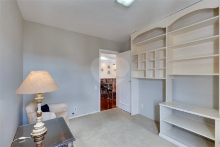 Apartamento à venda com 3 suítes em Real Parque, São Paulo, SP
