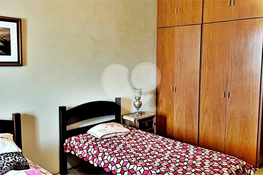 Casa à venda com 6 quartos, sendo 3 suítes, em Serra da Cantareira, Mairiporã, SP