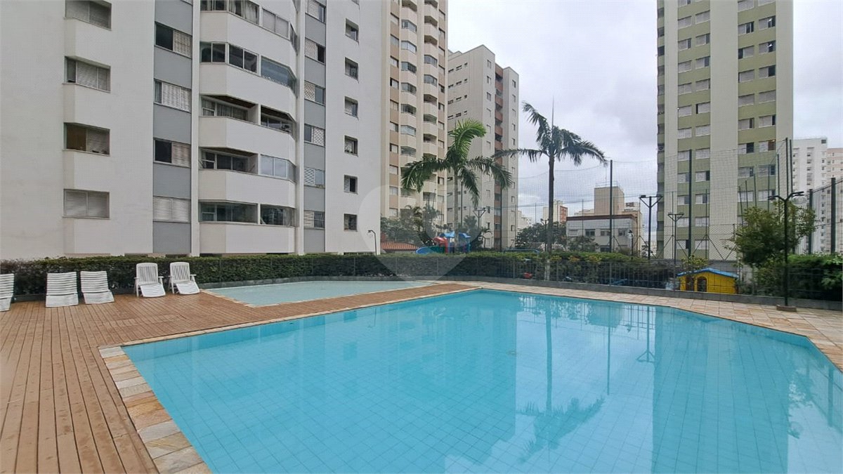 Apartamento à venda com 3 quartos, sendo 1 suíte, em Vila Mariana, São Paulo, SP
