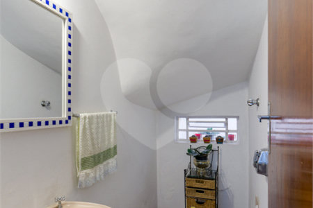 Casa à venda com 3 quartos, sendo 1 suíte,  em Campo Belo, São Paulo, SP