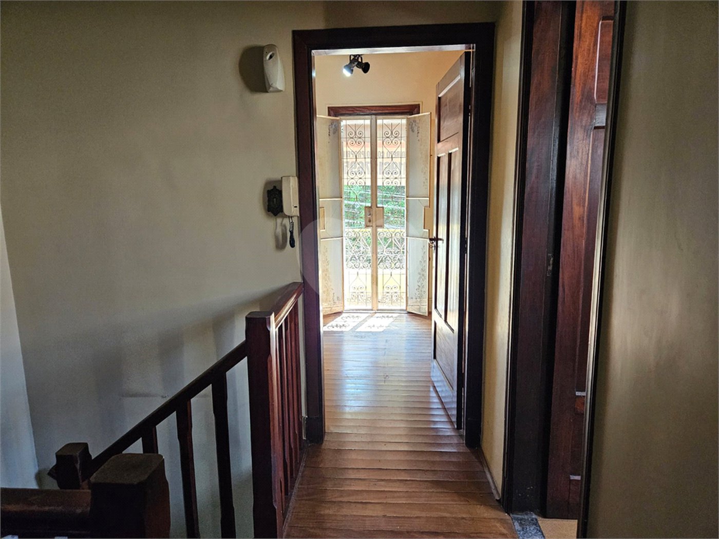 Casa à venda com 3 quartos, sendo 1 suíte,  em Água Branca, São Paulo, SP