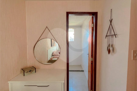 Casa à venda com 4 quartos, sendo 1 suíte, no condomínio Imperial Santa Cruz, Rio de Janeiro - RJ