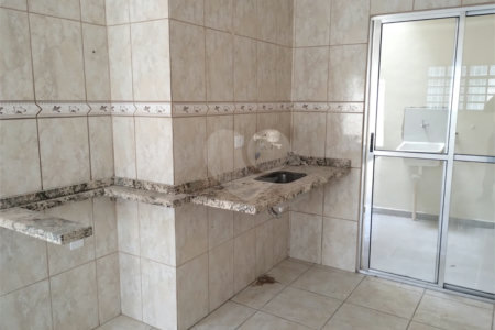 Casa à venda com 2 quartos, sendo 1 suíte, em Vila Caputera, Mogi das Cruzes, SP