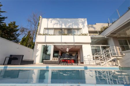 Casa à venda com 4 suítes em Jardim Guedala, São Paulo, SP