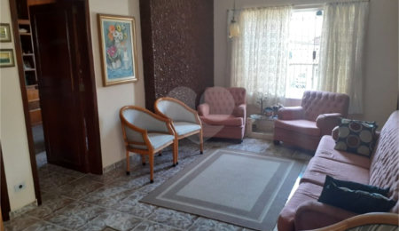 Sobrado à venda com 4 quartos, sendo 1 suíte,  em Jardim São Paulo(zona Norte), São Paulo, SP