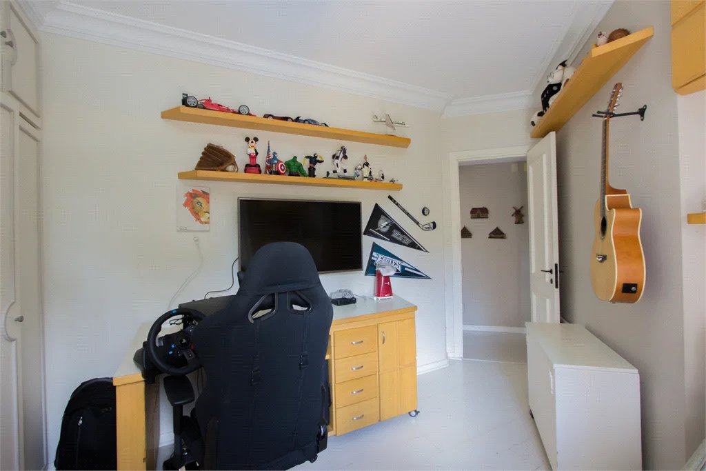 Apartamento à venda com 3 quartos, sendo 1 suíte, em Vila Andrade, São Paulo, SP