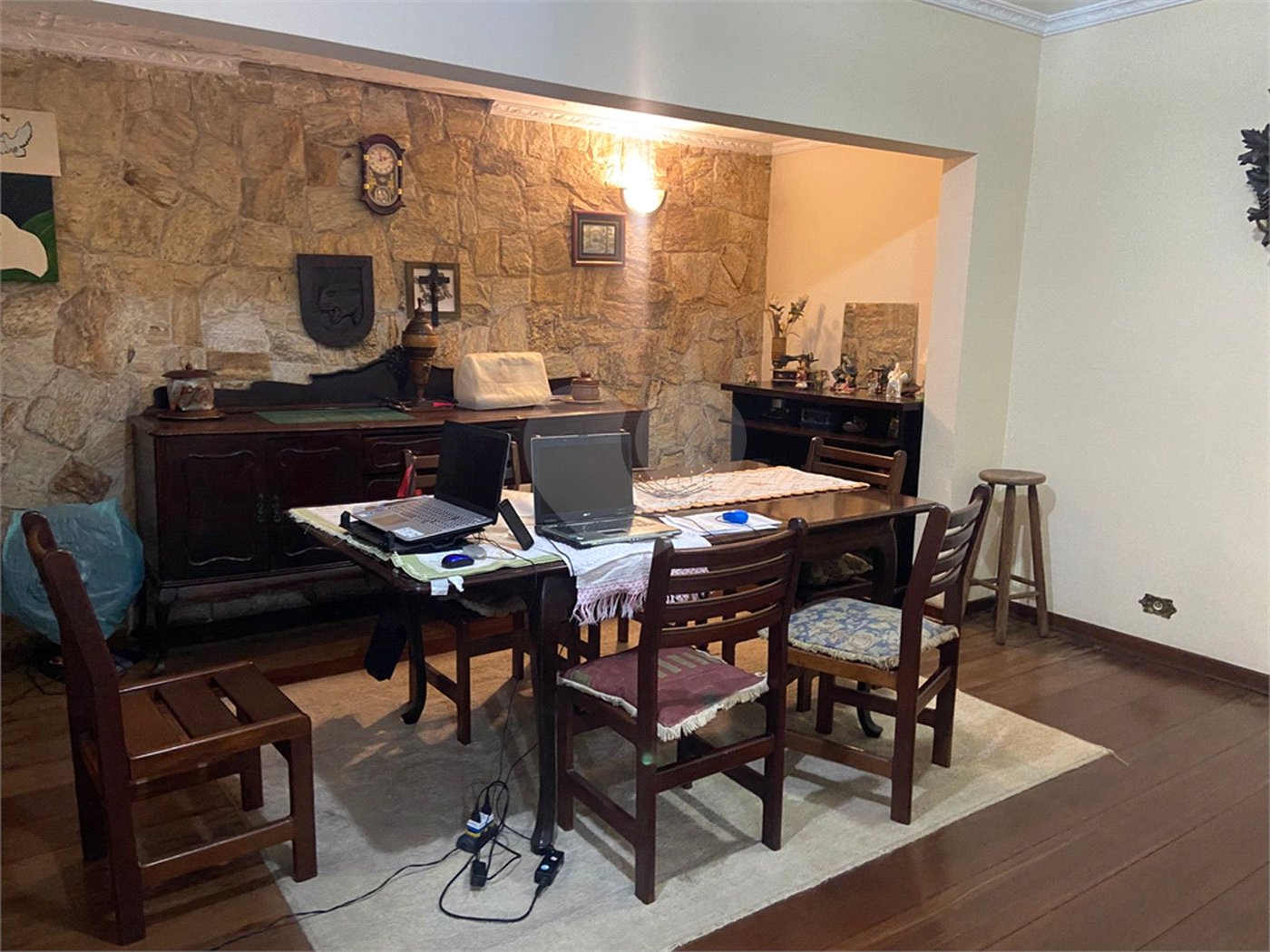 Casa à venda com 4 quartos, sendo 1 suíte, em Jardim Rincão, Arujá, SP