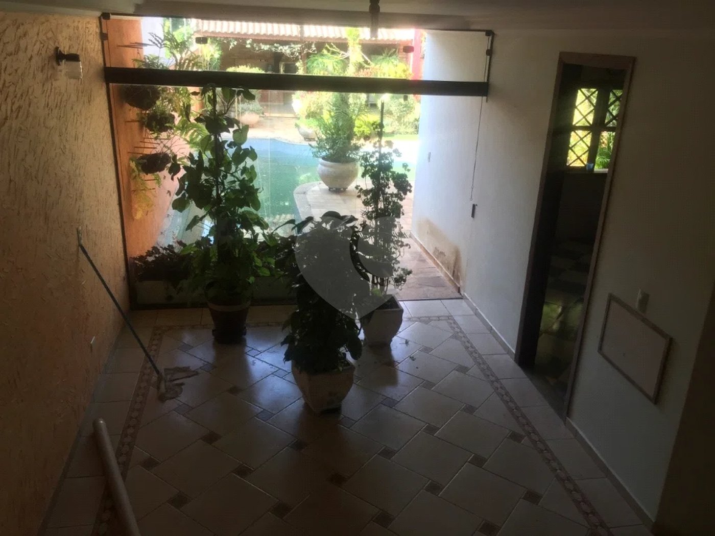 Sobrado à venda com 4 quartos, sendo 3 suítes, em Jardim Virginia Bianca, São Paulo, SP