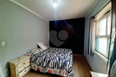 Casa à venda com 3 quartos, sendo 1 suíte, no Centro, Vinhedo, SP