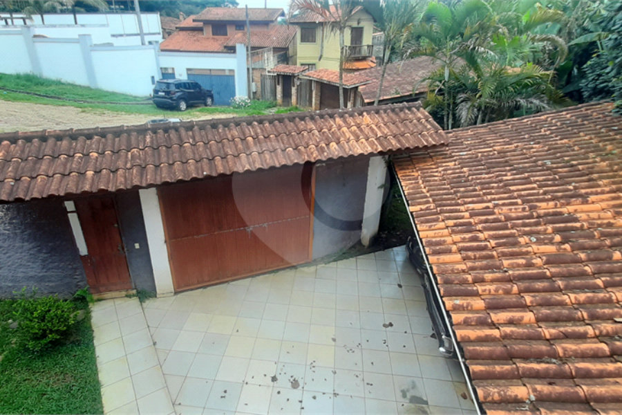 Casa à venda com 3 suítes no condomínio Chacarás Bela Vista, Mairiporã - SP