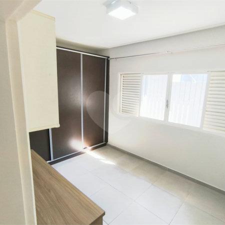 Casa à venda com 3 quartos, sendo 1 suíte, em Vila Arnaldo, São Carlos, SP